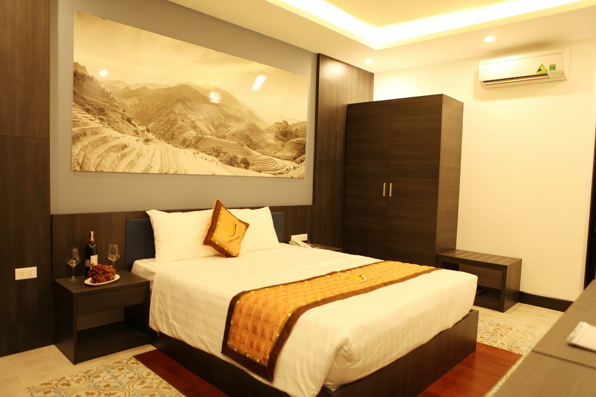 Hera Ha Long Hotel Экстерьер фото